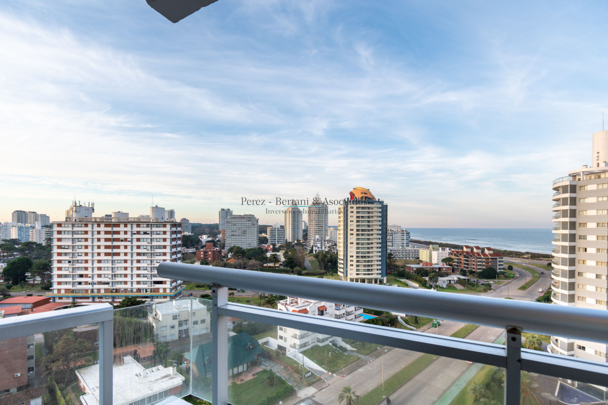 Apartamento ID.894 - Apartamento de Dos Dormitorios con Vista al Mar 