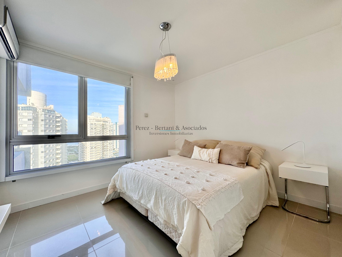 Apartamento ID.894 - Apartamento de Dos Dormitorios con Vista al Mar 