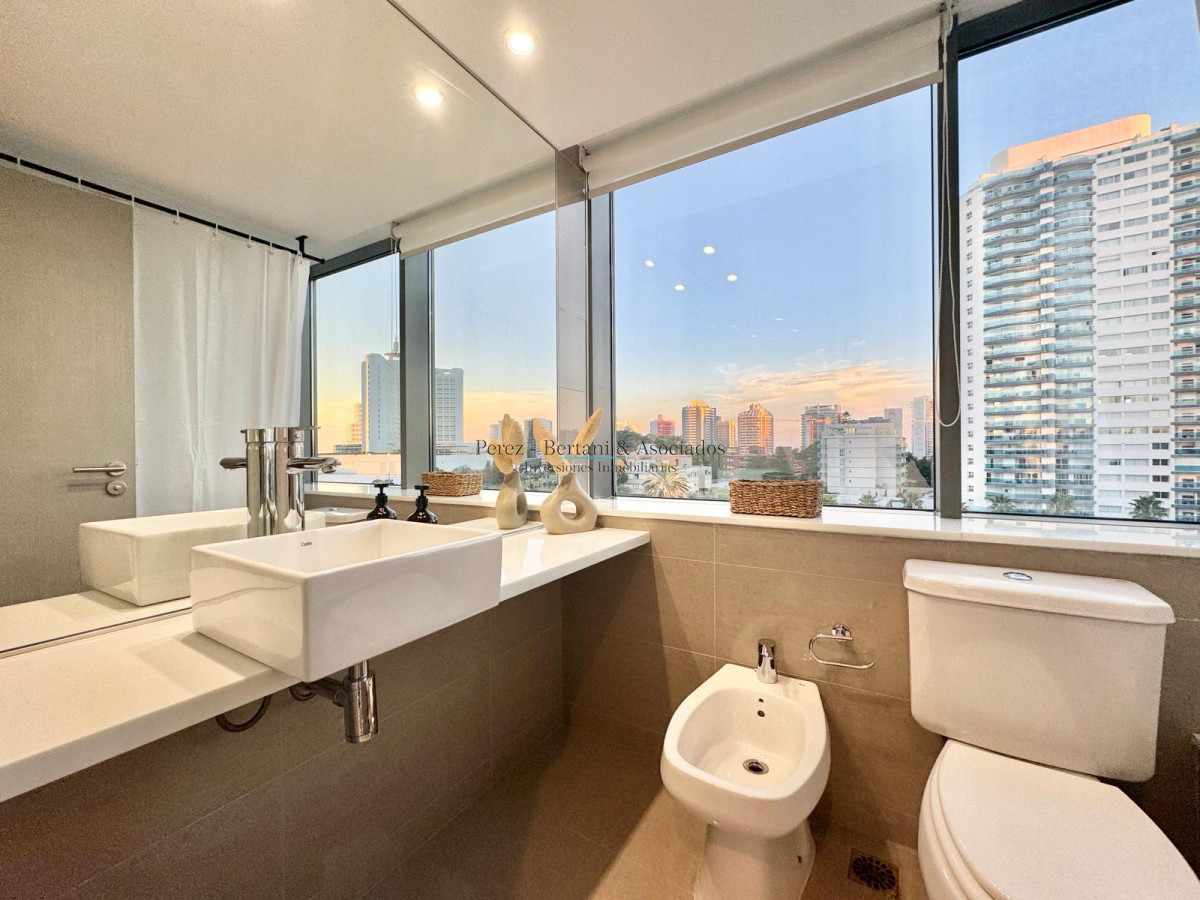 Apartamento ID.215 - Alexander Boulevard de tres dormitorios en Venta