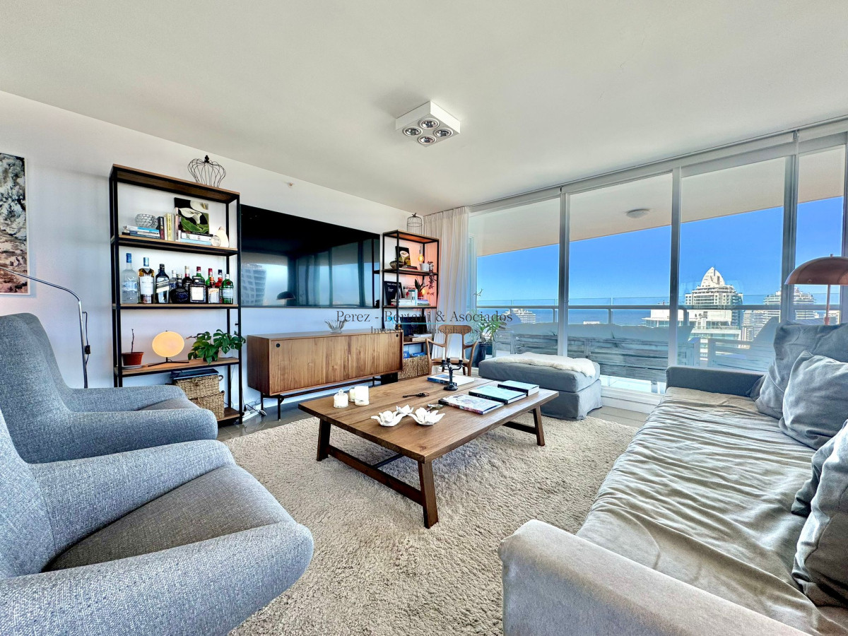 Apartamento ID.1042 - Apartamento en Torre One esquinero piso alto en venta