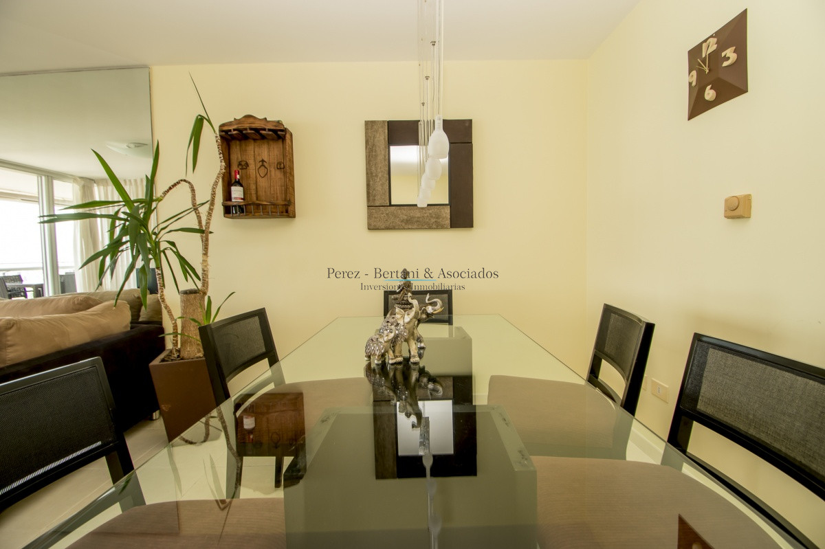 Apartamento ID.627 - Apartamento Season Tower Playa Mansa - 2 dormitorios - Jacuzzi mirando al Mar