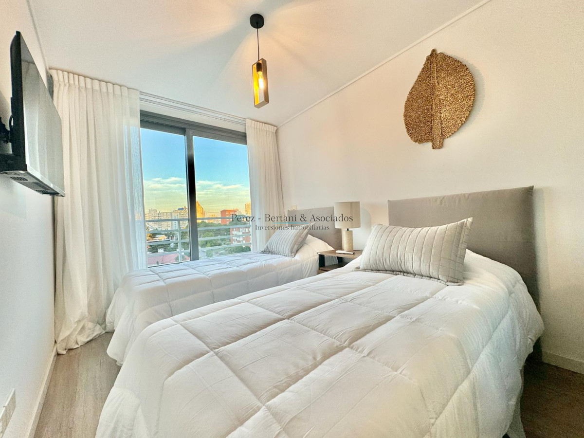 Apartamento ID.215 - Alexander Boulevard de tres dormitorios en Venta