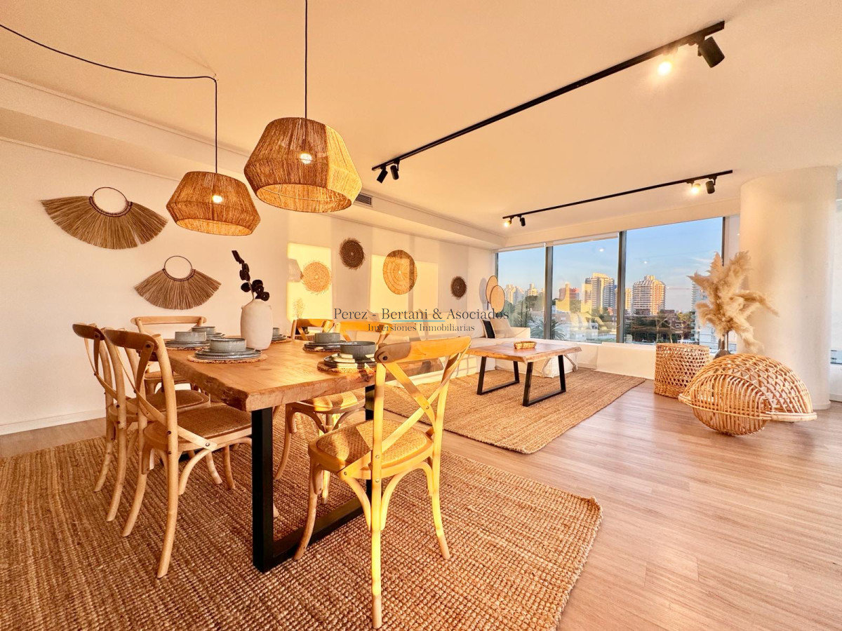 Apartamento ID.215 - Alexander Boulevard de tres dormitorios en Venta