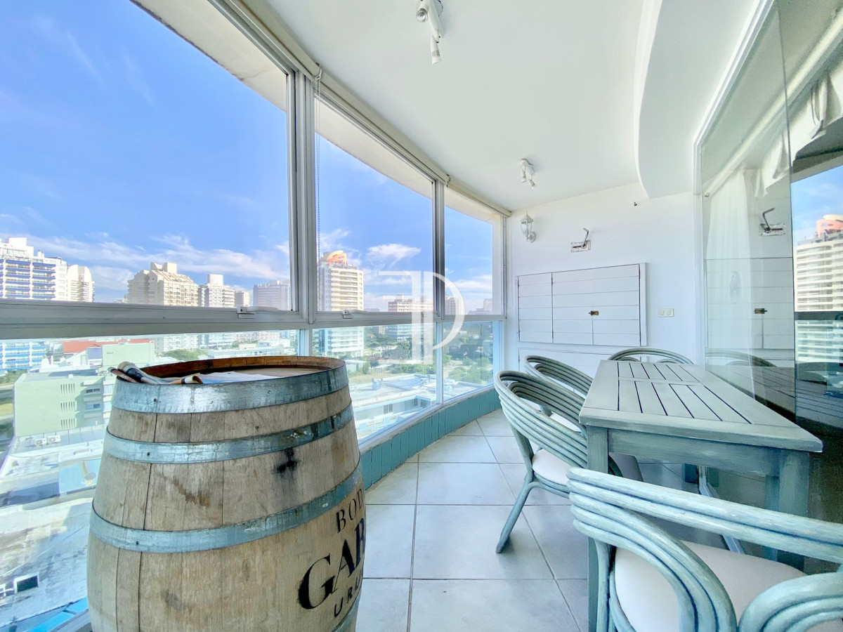 Apartamento ID.1044 - Apartamento de Tres dormitorios con Vista al Mar en Venta en Playa Brava