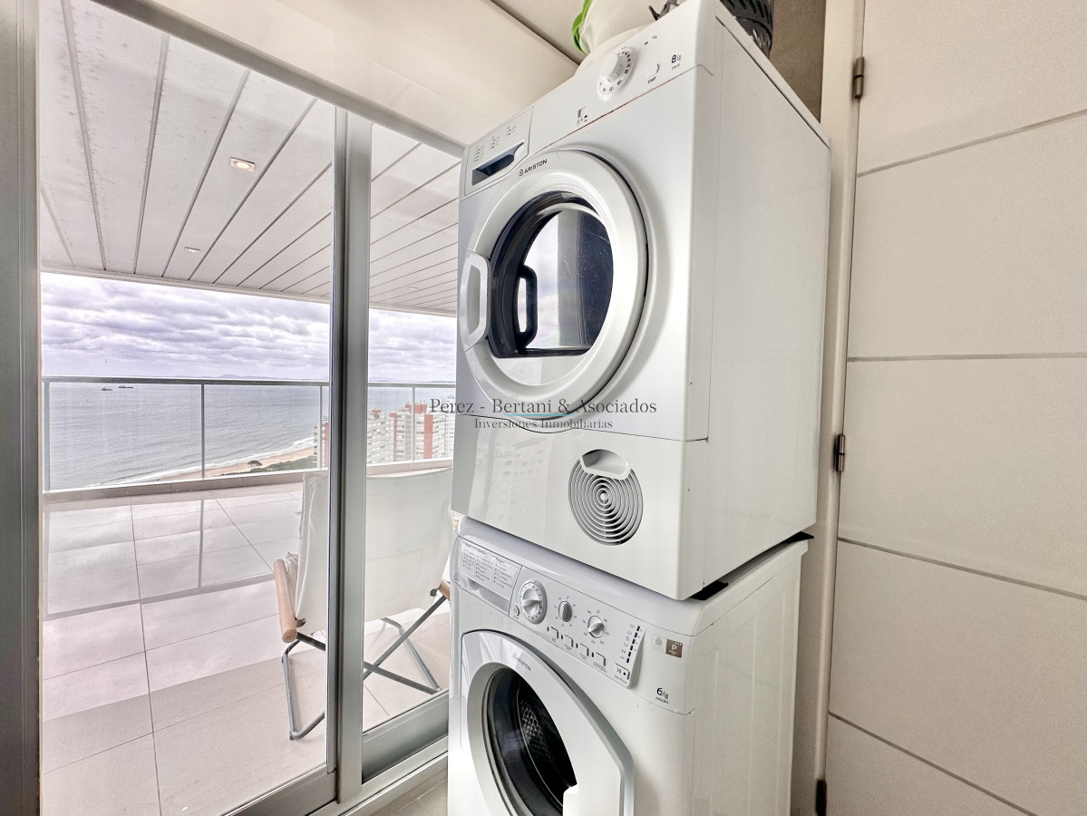 Apartamento ID.246 - Penthouse en Venta en Miami Boulevard 3 suites y servicio