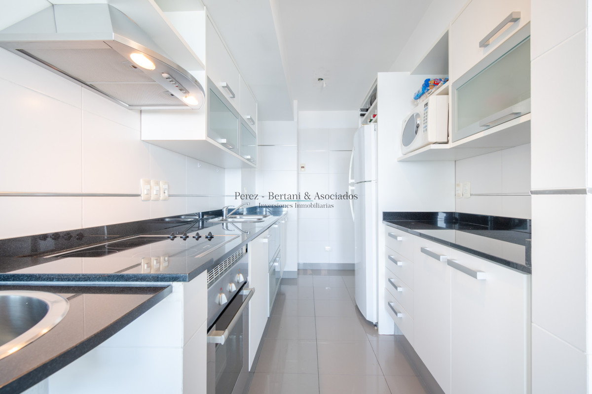 Apartamento ID.222 - Departamento con Vista al Mar Dos Dormitorios en Venta Art Boulevard