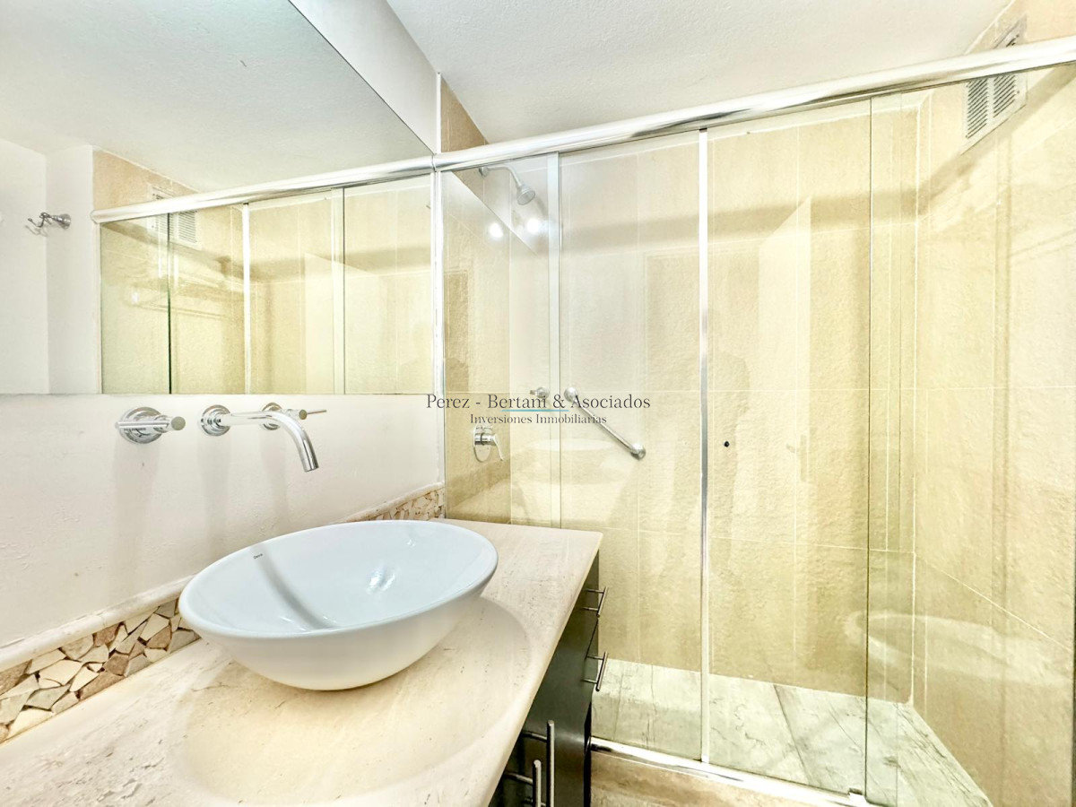 Apartamento ID.476 - Apartamento en Bora Bora 3 Dormitorios y Dependencia