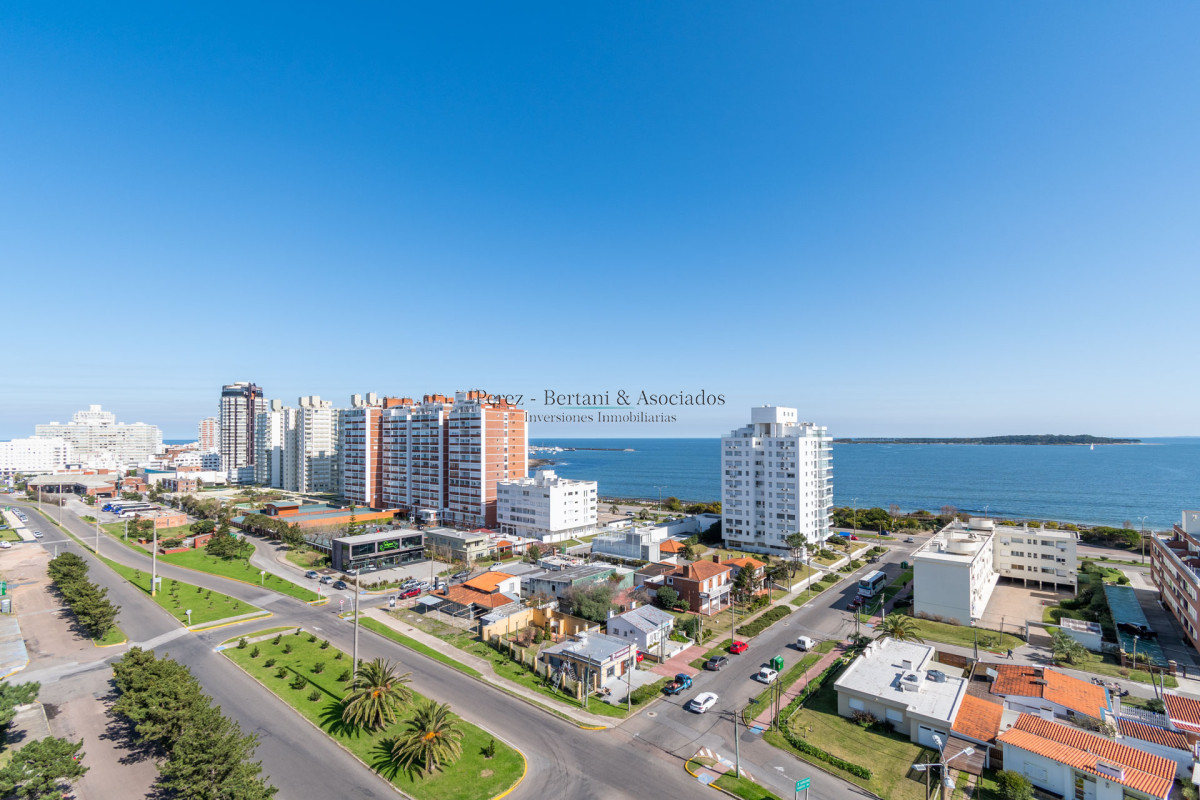 Apartamento ID.222 - Departamento con Vista al Mar Dos Dormitorios en Venta Art Boulevard