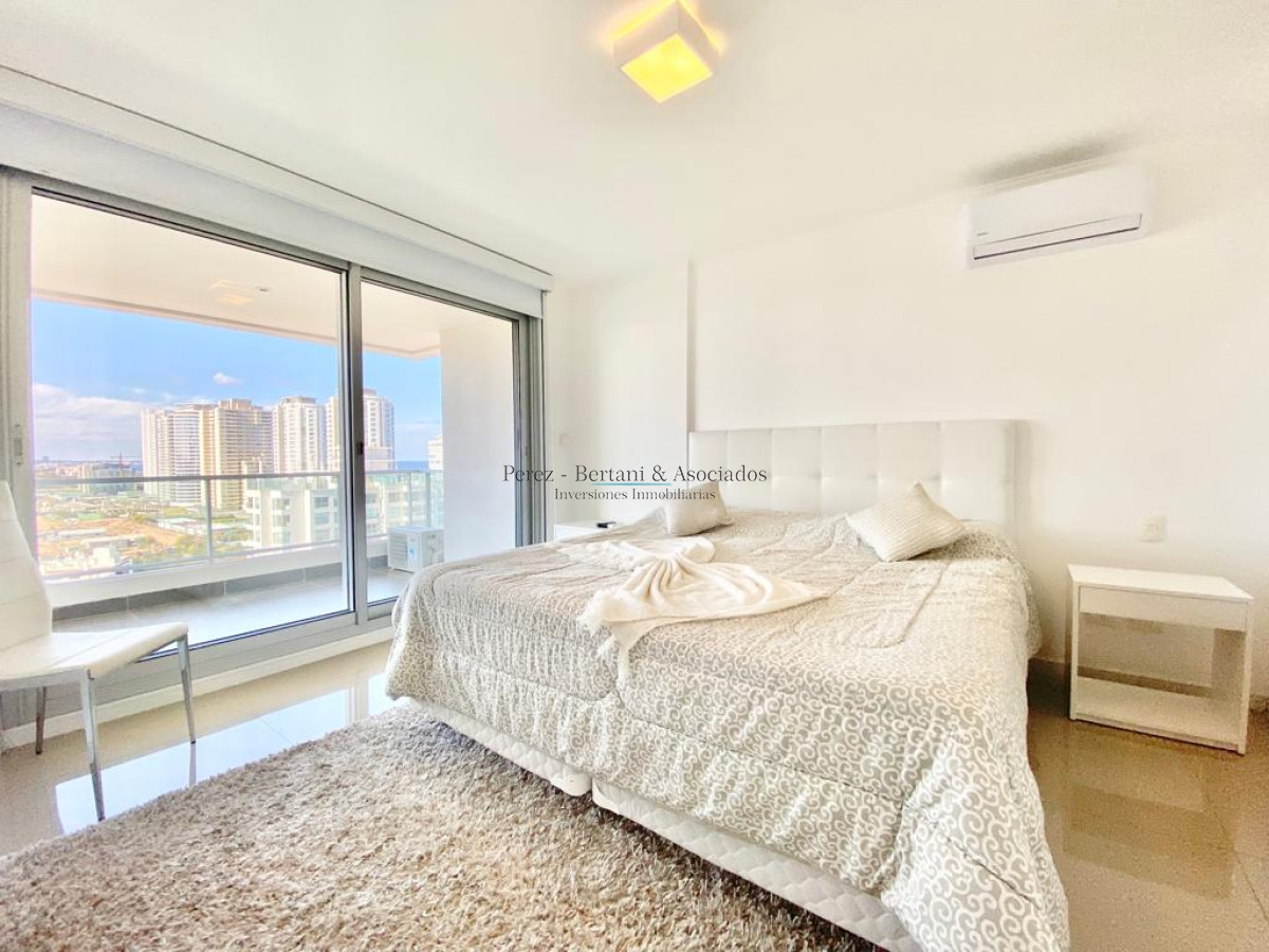 Apartamento ID.219 - Alquiler de Temporada Apartamento en Playa Brava