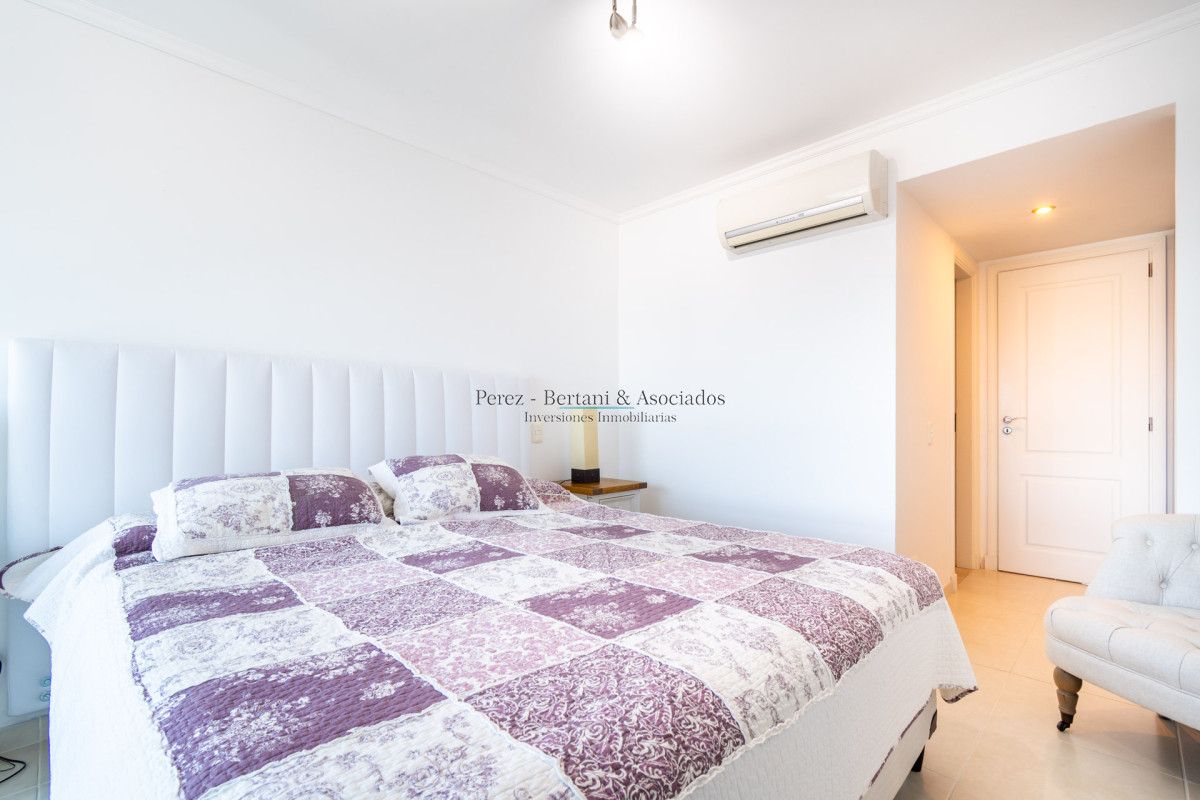 Apartamento ID.222 - Departamento con Vista al Mar Dos Dormitorios en Venta Art Boulevard