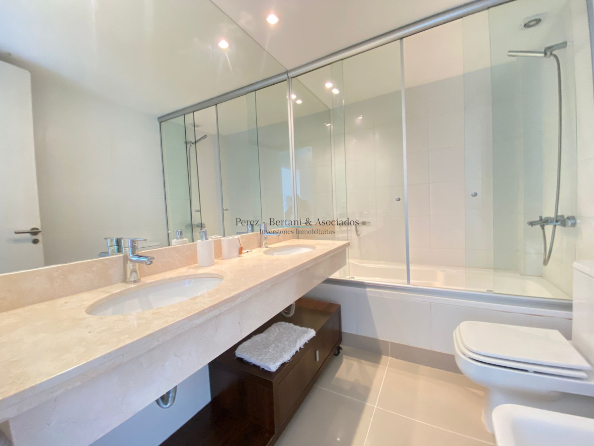 Apartamento ID.1040 - Penthouse en playa brava 3 suites y dependencia en Quartier del Mar