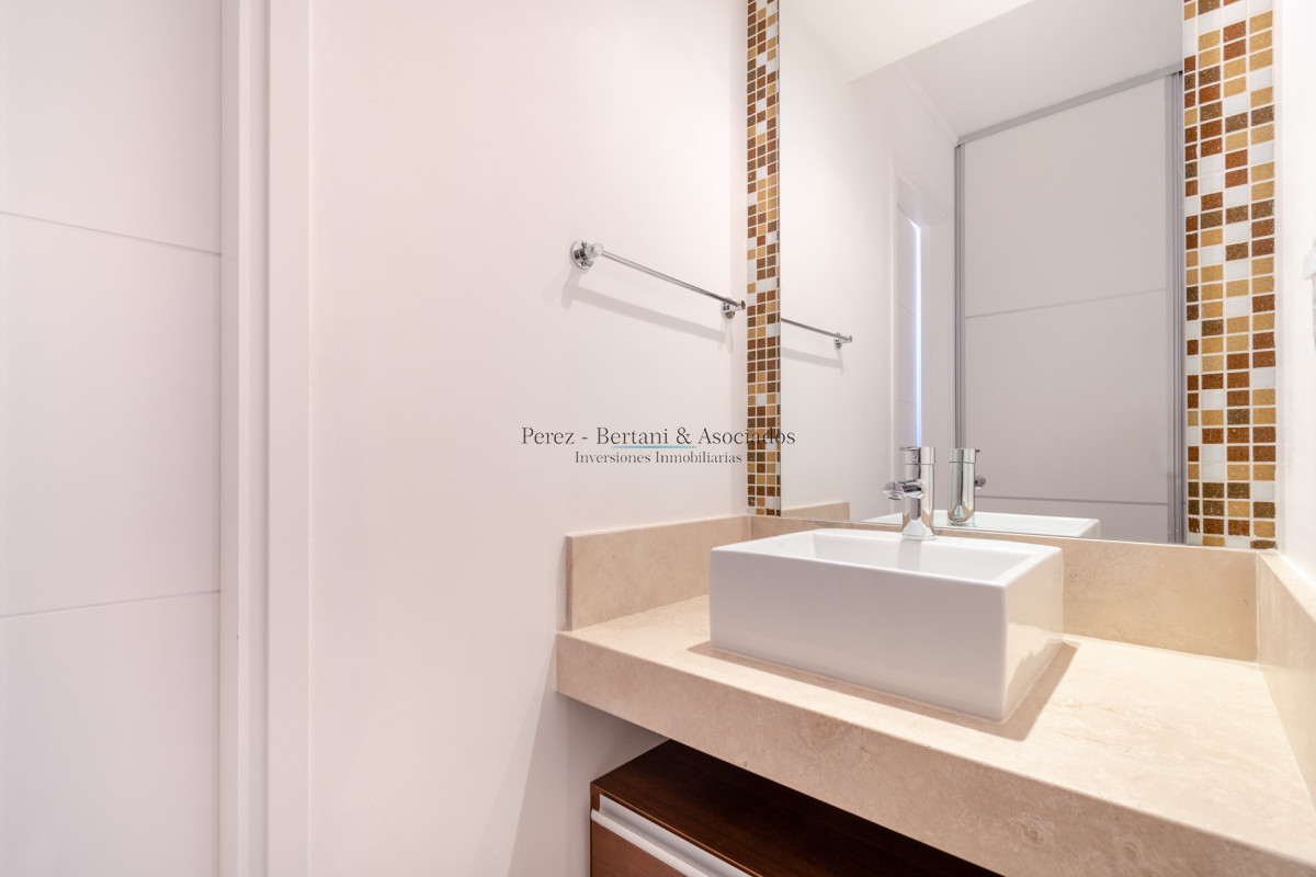 Apartamento ID.894 - Apartamento de Dos Dormitorios con Vista al Mar 