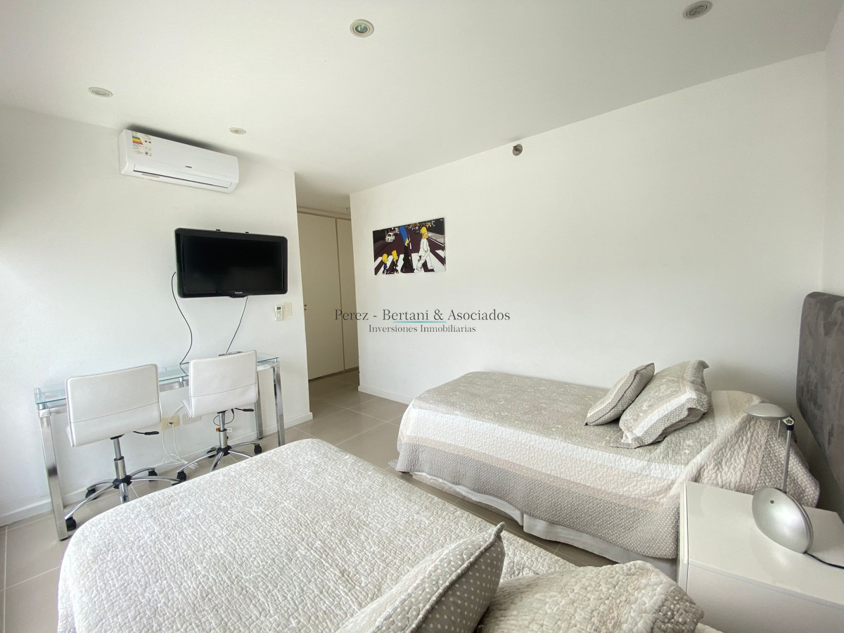 Apartamento ID.1040 - Penthouse en playa brava 3 suites y dependencia en Quartier del Mar