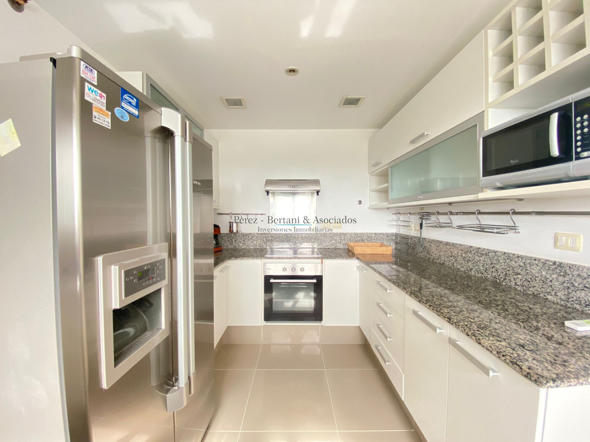 Apartamento ID.1040 - Penthouse en playa brava 3 suites y dependencia en Quartier del Mar