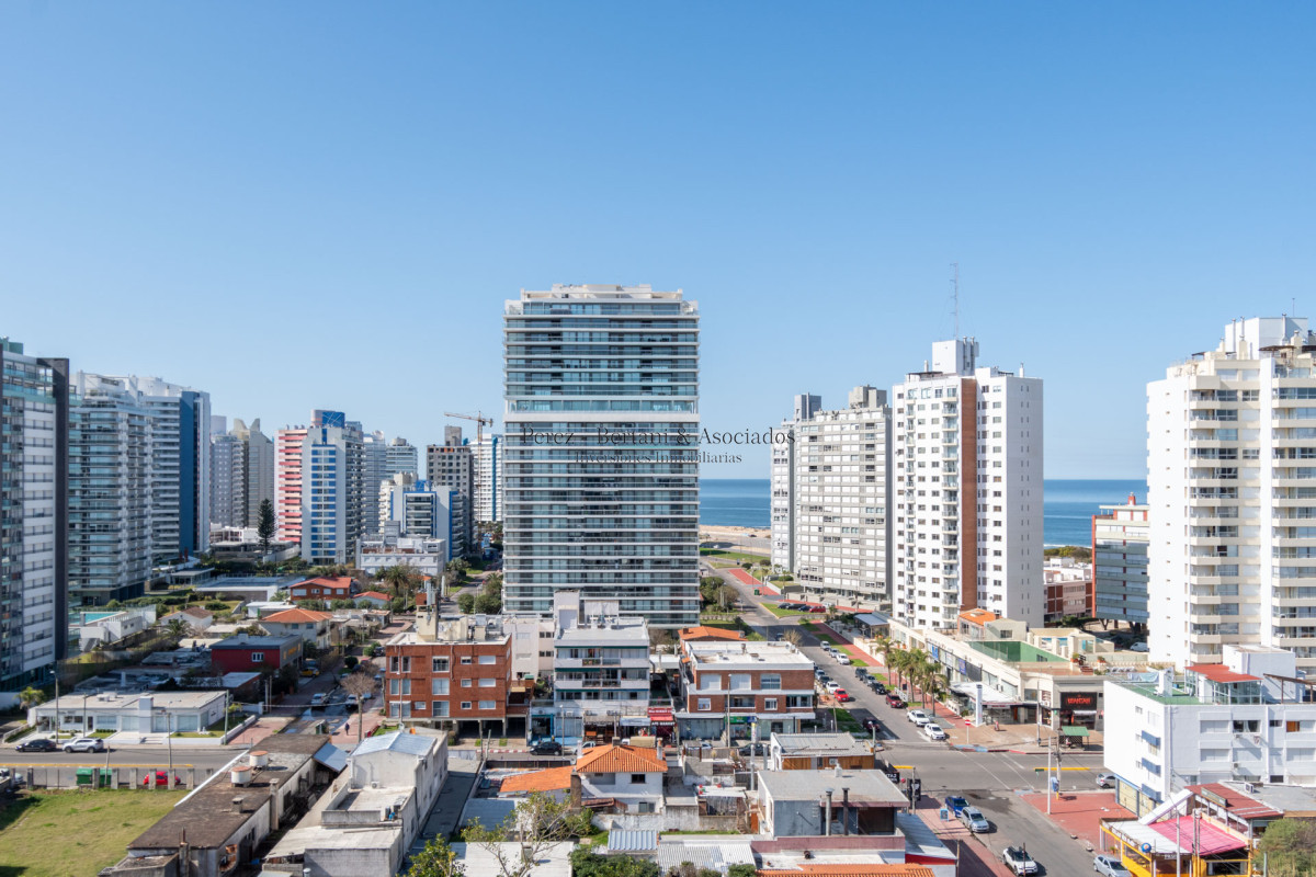 Apartamento ID.222 - Departamento con Vista al Mar Dos Dormitorios en Venta Art Boulevard