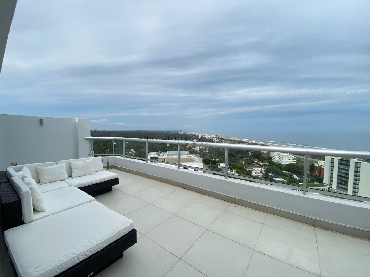 Apartamento ID.1040 - Penthouse en playa brava 3 suites y dependencia en Quartier del Mar
