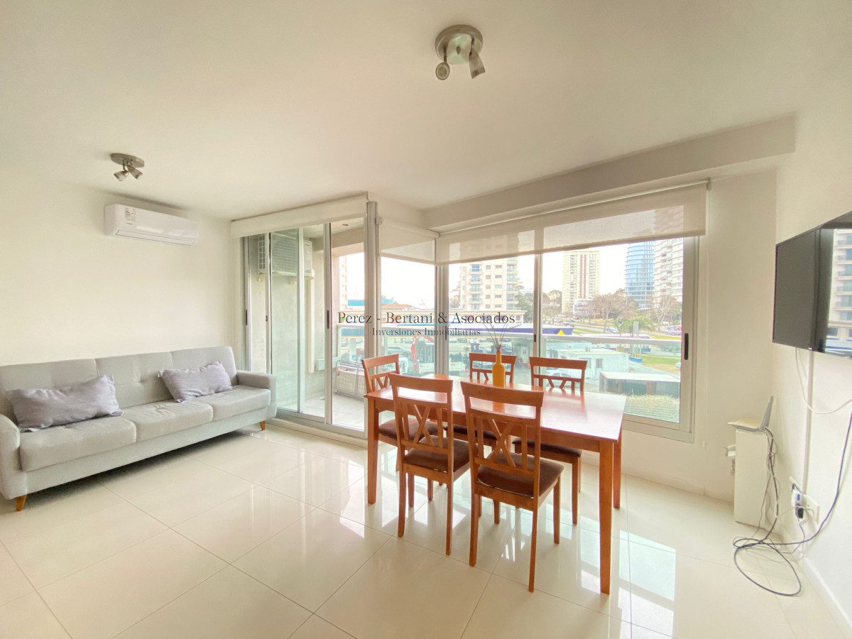 Apartamento ID.104 - Apartamento en Gala Vista 2 dormitorios y 2 baños 