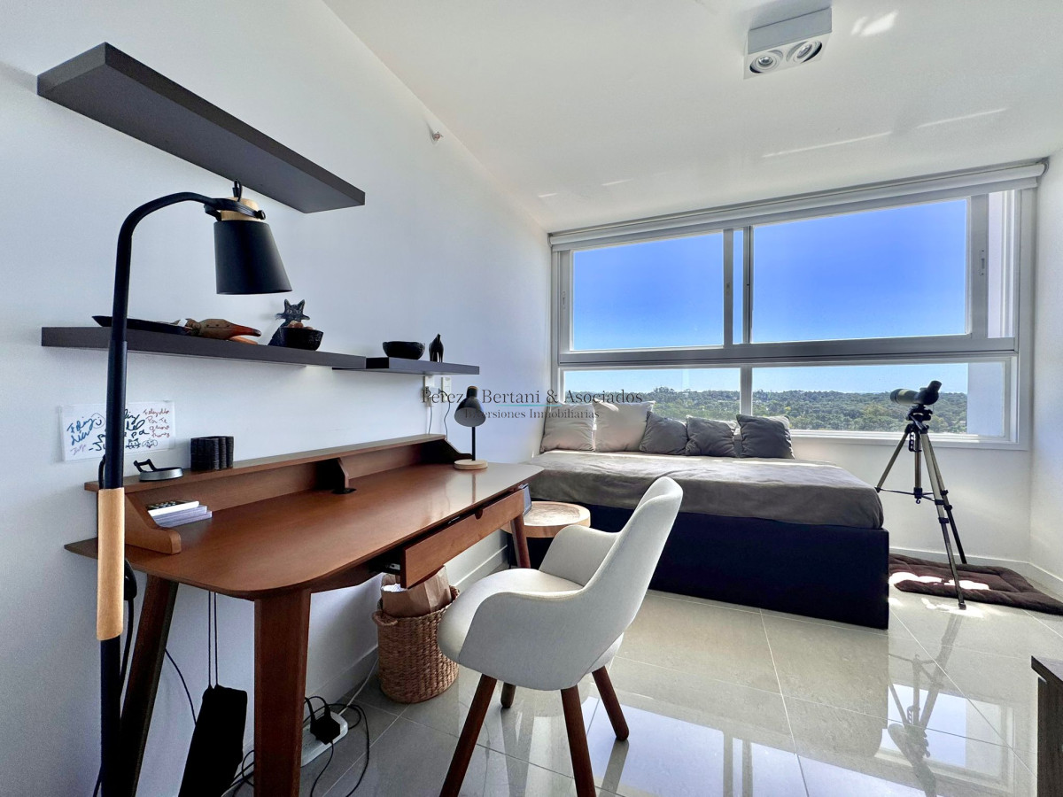 Apartamento ID.1042 - Apartamento en Torre One esquinero piso alto en venta