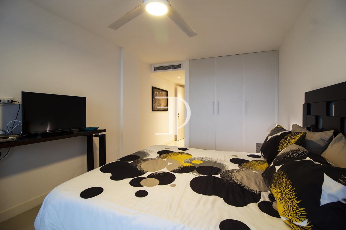 Apartamento ID.217 - Apartamento moderno de dos dormitorios en venta sobre playa Mansa, Pinares.