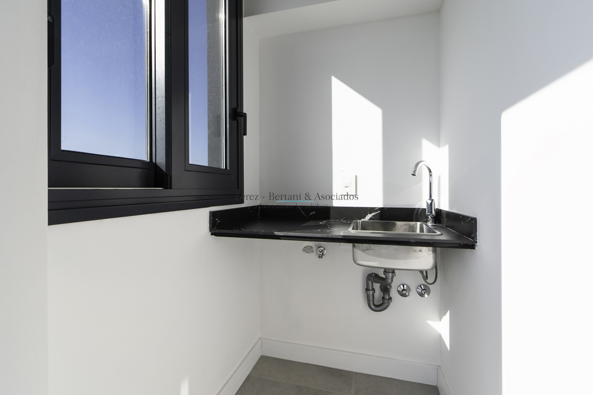 Apartamento ID.79 - Venetian Central Punta del Este En venta Dos Suites en Venta