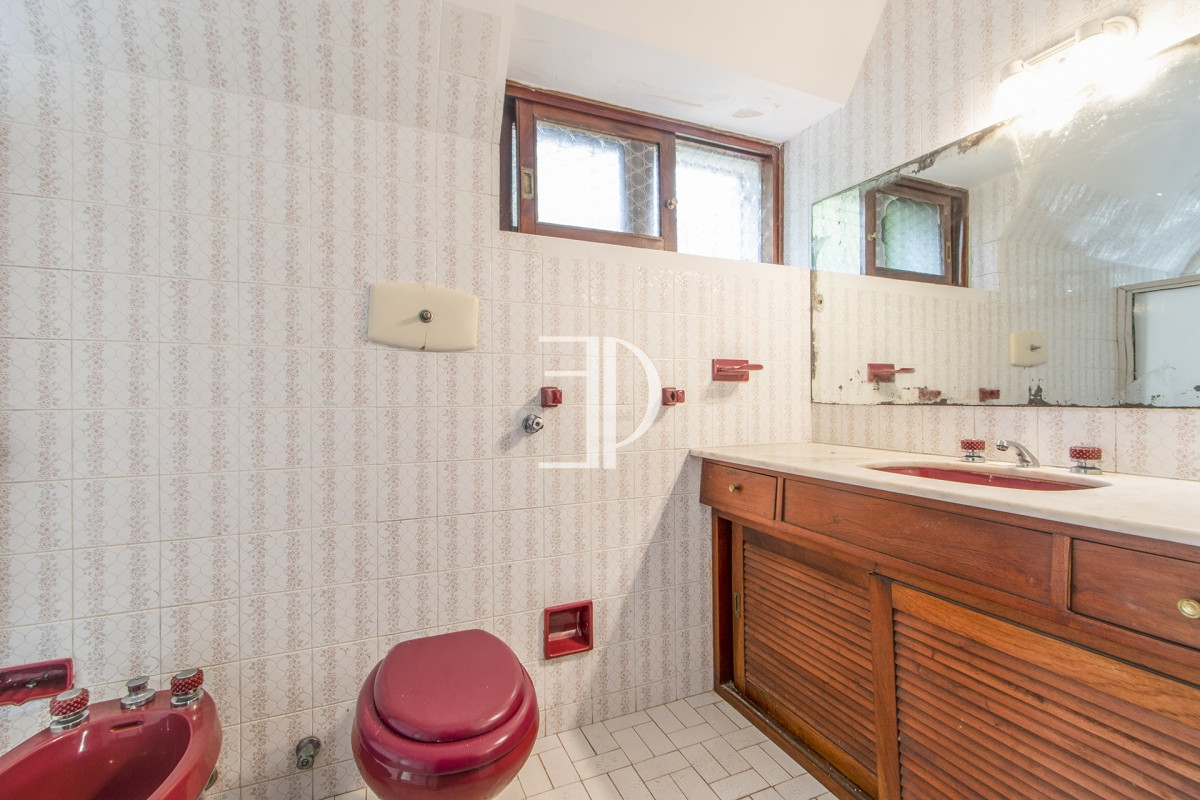 Casa ID.110 - Muy buena propiedad en Venta 5 dorm., 5 baños, Playa Mansa