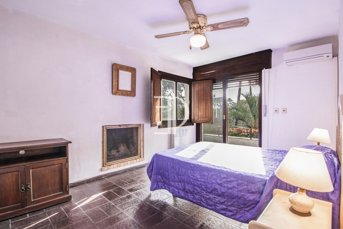 Casa ID.110 - Muy buena propiedad en Venta 5 dorm., 5 baños, Playa Mansa
