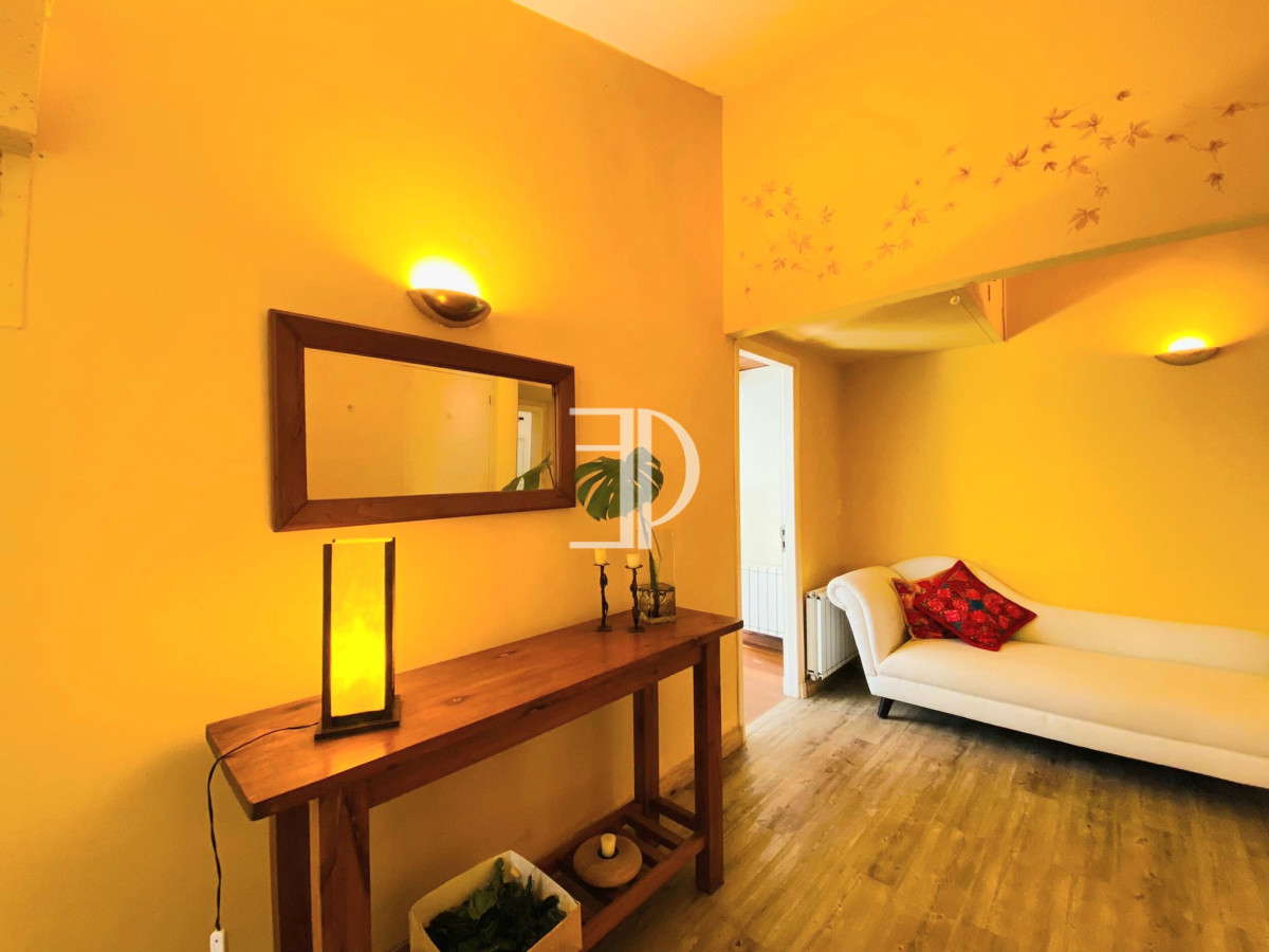 Casa ID.107 - Casa de cuatro dormitorios y piscina en Punta del Este en Venta.