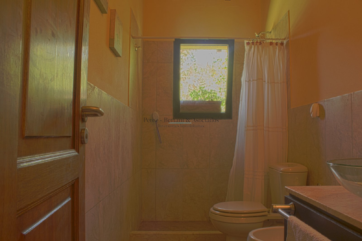 Casa ID.900 - Buena Casa en Laguna del Sauce - Oportunidad 