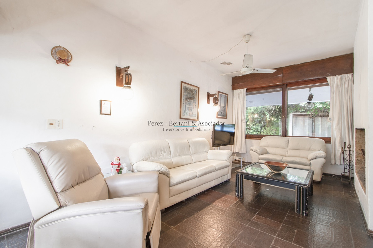 Casa ID.110 - Muy buena propiedad en Venta 5 dorm., 5 baños, Playa Mansa