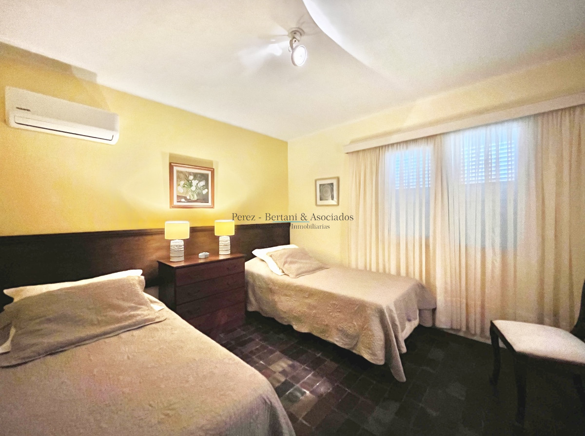 Casa ID.885 - Casa Playa Mansa en alquiler de temporada