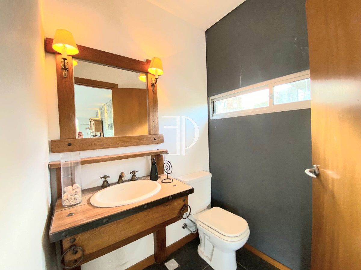 Casa ID.453 - Casa Manantiales Altos de Punta Piedra en Venta