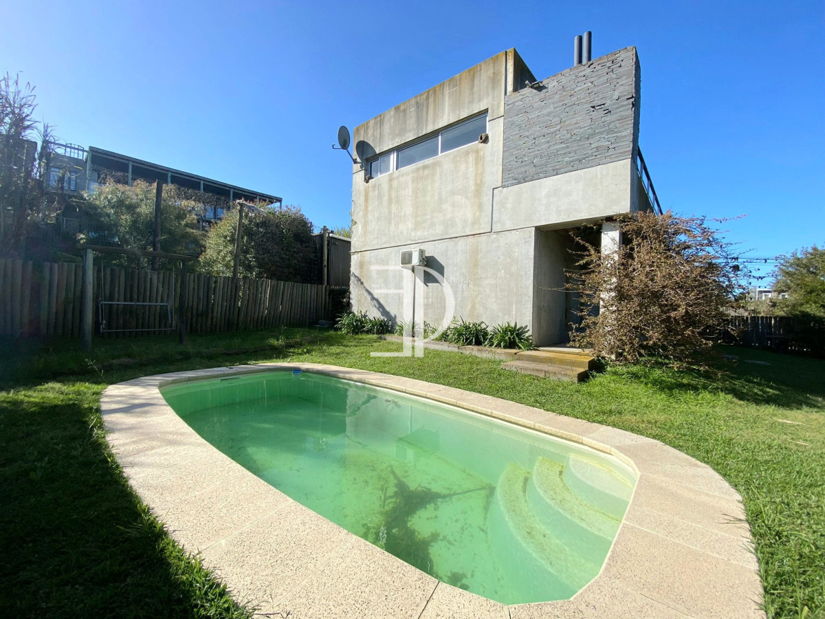 Casa ID.453 - Casa Manantiales Altos de Punta Piedra en Venta