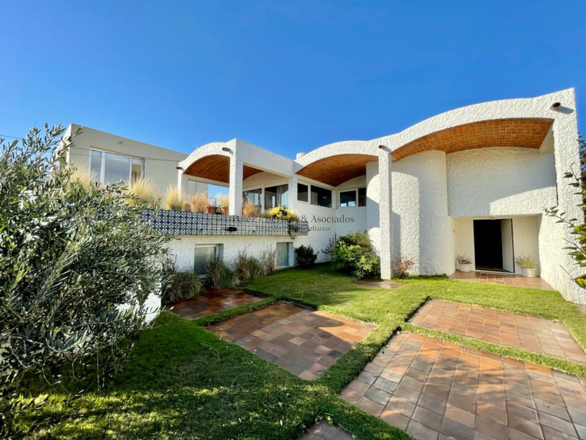 Casa ID.116 - Casa en Faro de Punta del Este 