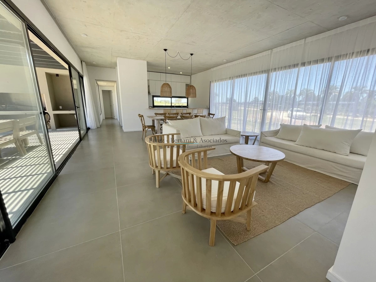 Casa ID.61 - Casa en Barrio Privado Pueblo Mio en Venta, Manantiales