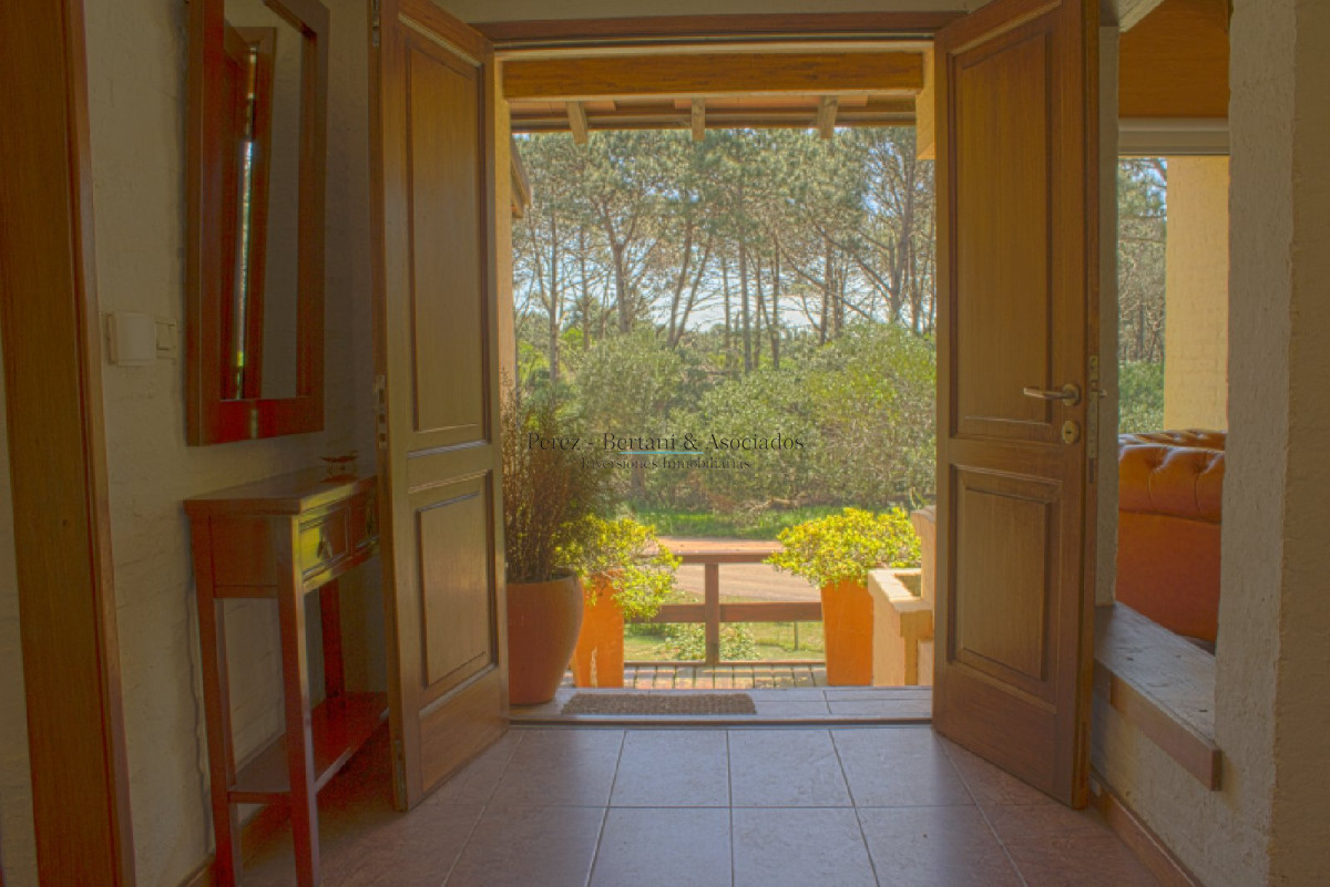 Casa ID.900 - Buena Casa en Laguna del Sauce - Oportunidad 
