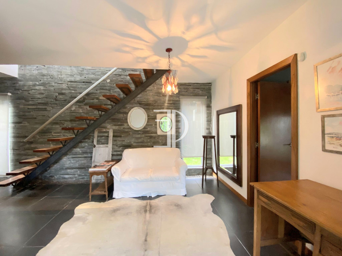 Casa ID.453 - Casa Manantiales Altos de Punta Piedra en Venta