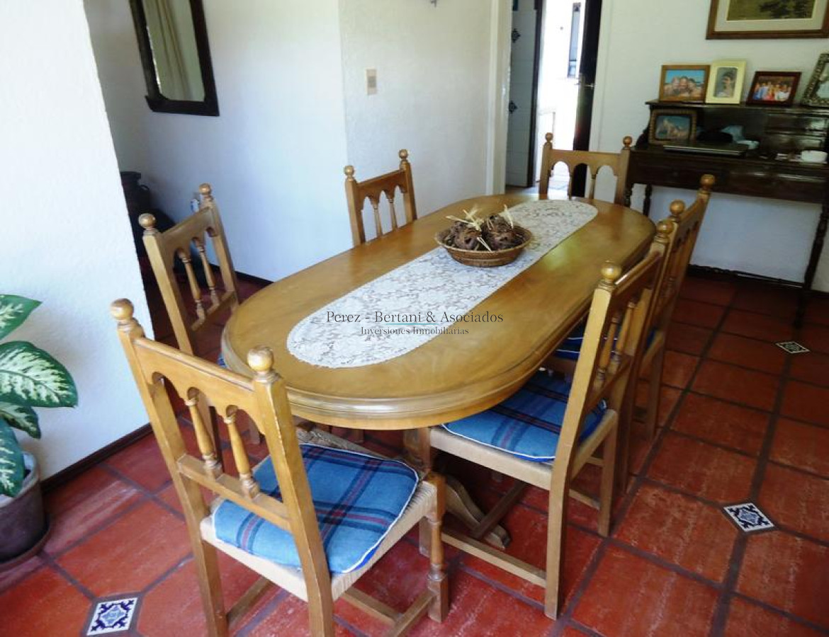 Casa ID.454 - Casa en La Barra Tres Dormitorios con Piscina en Venta
