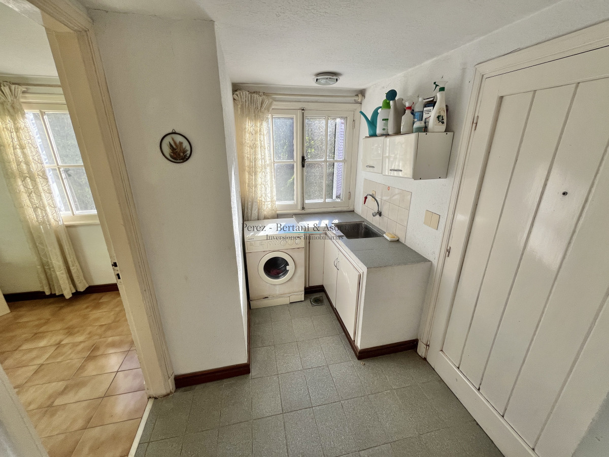 Casa ID.111 - Casa en Venta Cuatro Dormitorios en Cantegril, Punta Del Este 