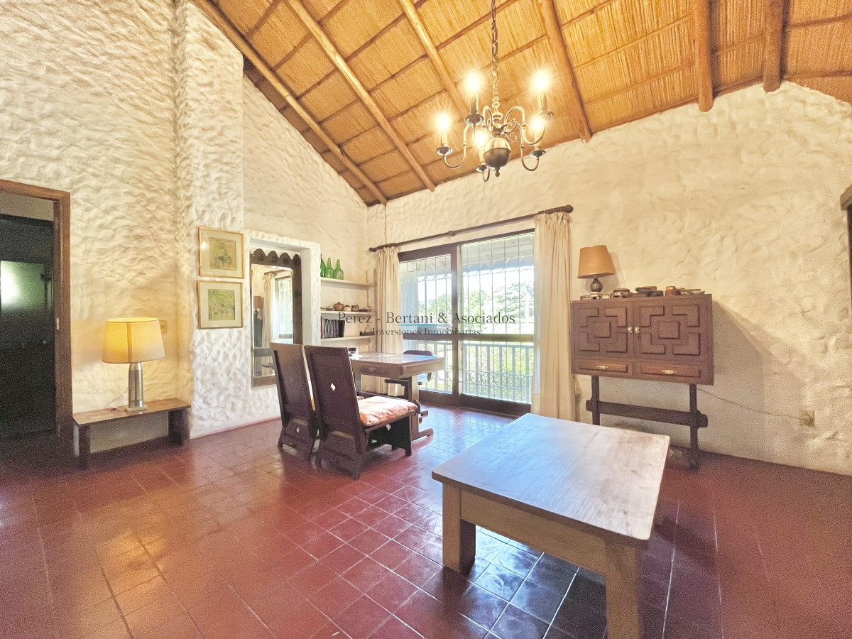 Casa ID.245 - Muy buena casa en venta en Playa Mansa