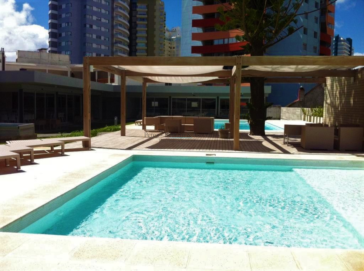 Apartamento ID.894 - Apartamento de Dos Dormitorios con Vista al Mar 