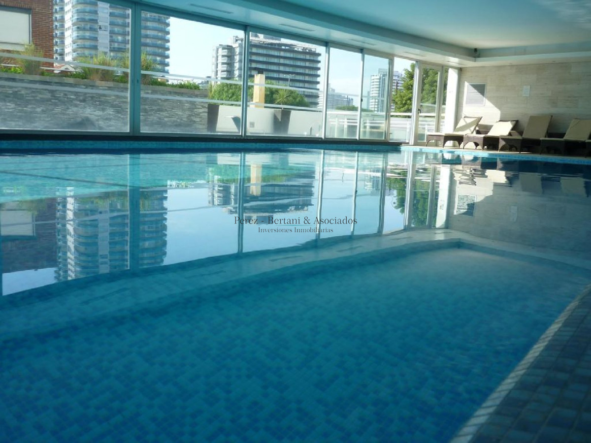 Apartamento ID.627 - Apartamento Season Tower Playa Mansa - 2 dormitorios - Jacuzzi mirando al Mar