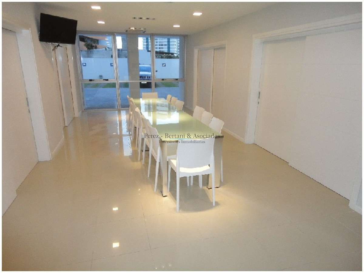 Apartamento ID.894 - Apartamento de Dos Dormitorios con Vista al Mar 