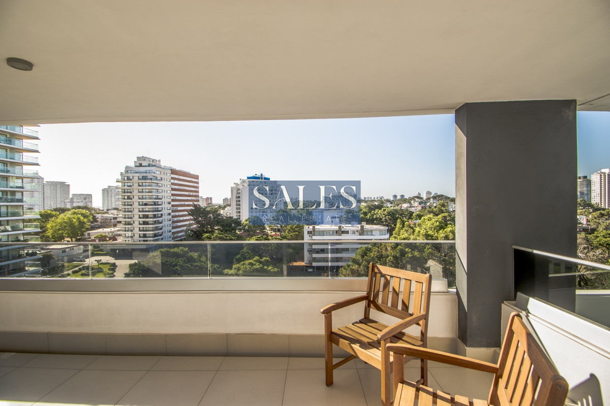 Apartamento ID.1014 - Torre Esmeralda Apartamento en Venta Punta del Este Tres Dormitorios