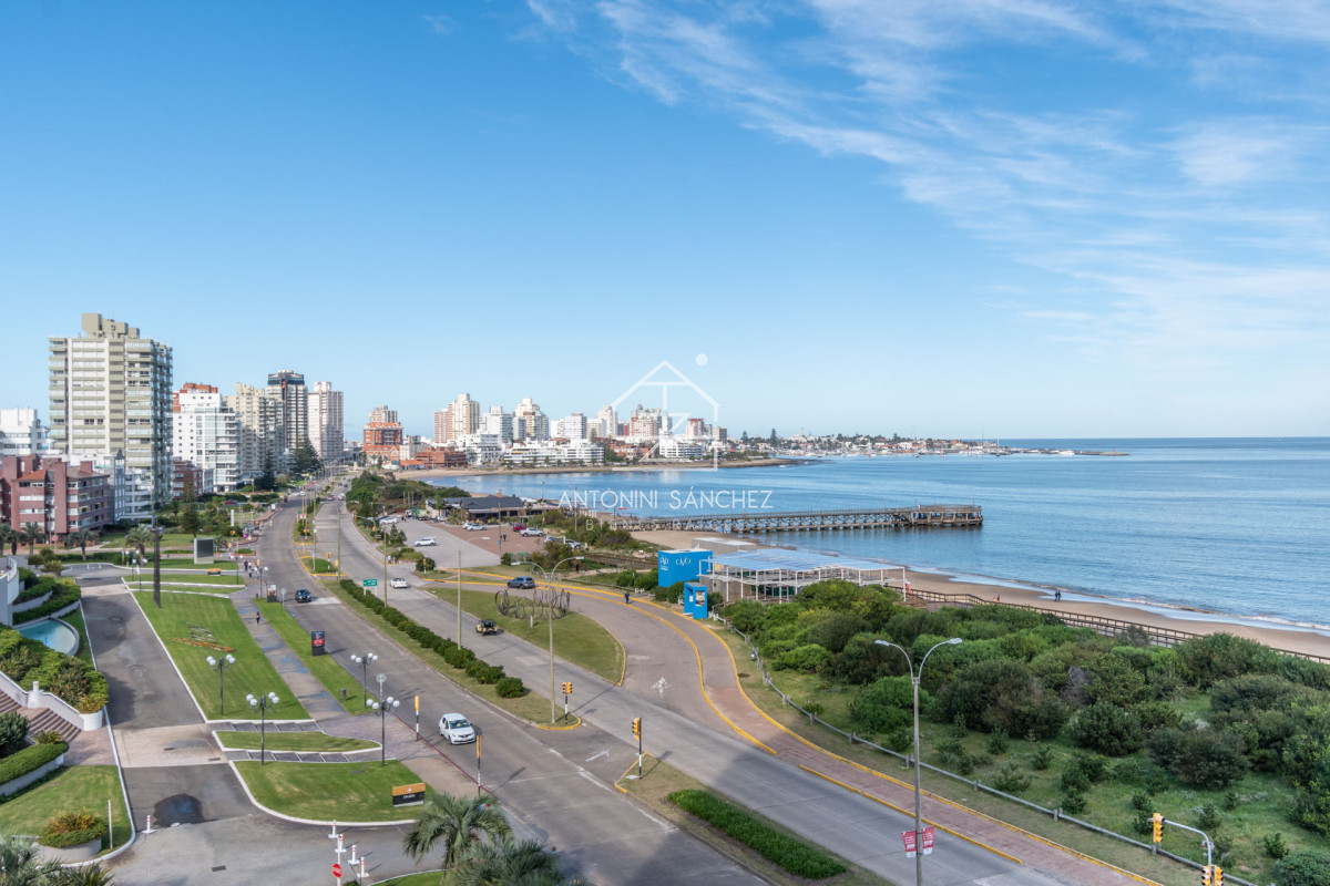 Apartamento ID.1417 - Millenium Tower Apartamento en Venta - Tres Dormitorios en Suite
