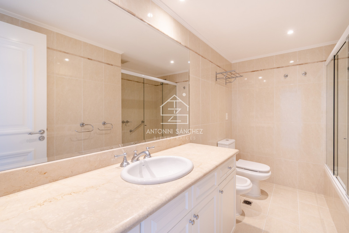 Apartamento ID.1417 - Millenium Tower Apartamento en Venta - Tres Dormitorios en Suite