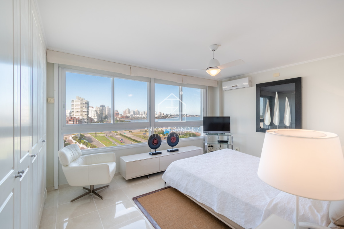 Apartamento ID.1417 - Millenium Tower Apartamento en Venta - Tres Dormitorios en Suite