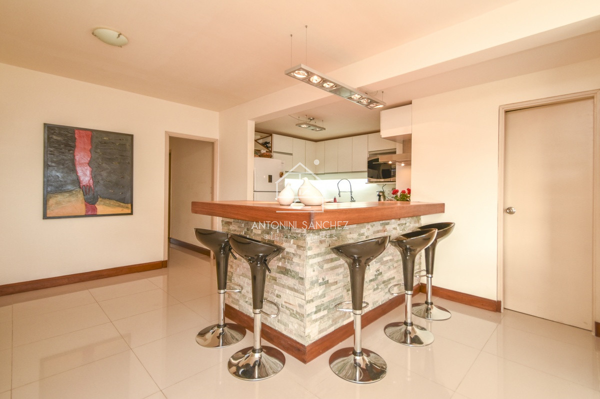 Apartamento ID.904 - Excelente Apartamento de Tres Dormitorios frente al Mar - Punta Este
