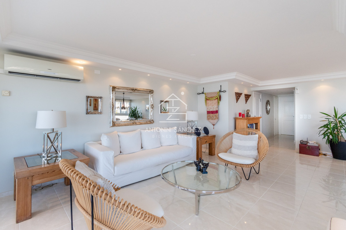 Apartamento ID.1417 - Millenium Tower Apartamento en Venta - Tres Dormitorios en Suite