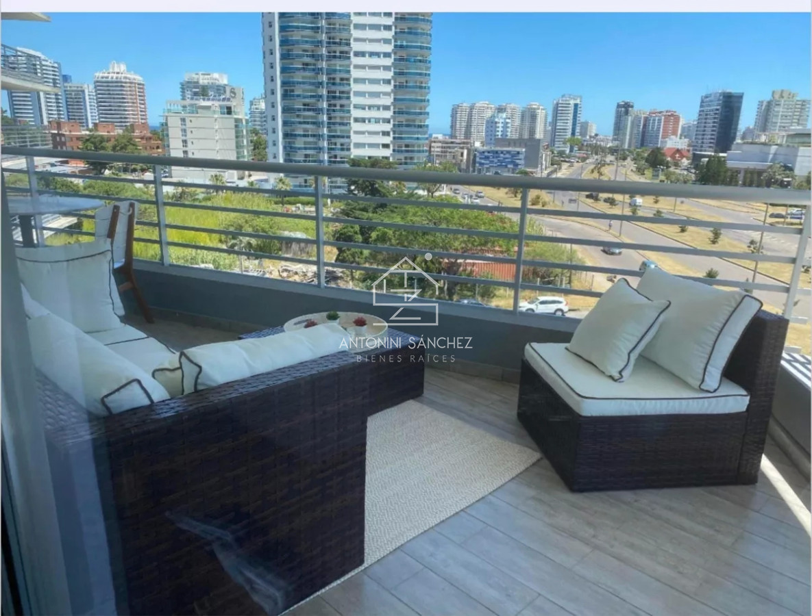Apartamento ID.1676 - Apartamento en Venta Alexander de dos dormitorios, Punta del Este