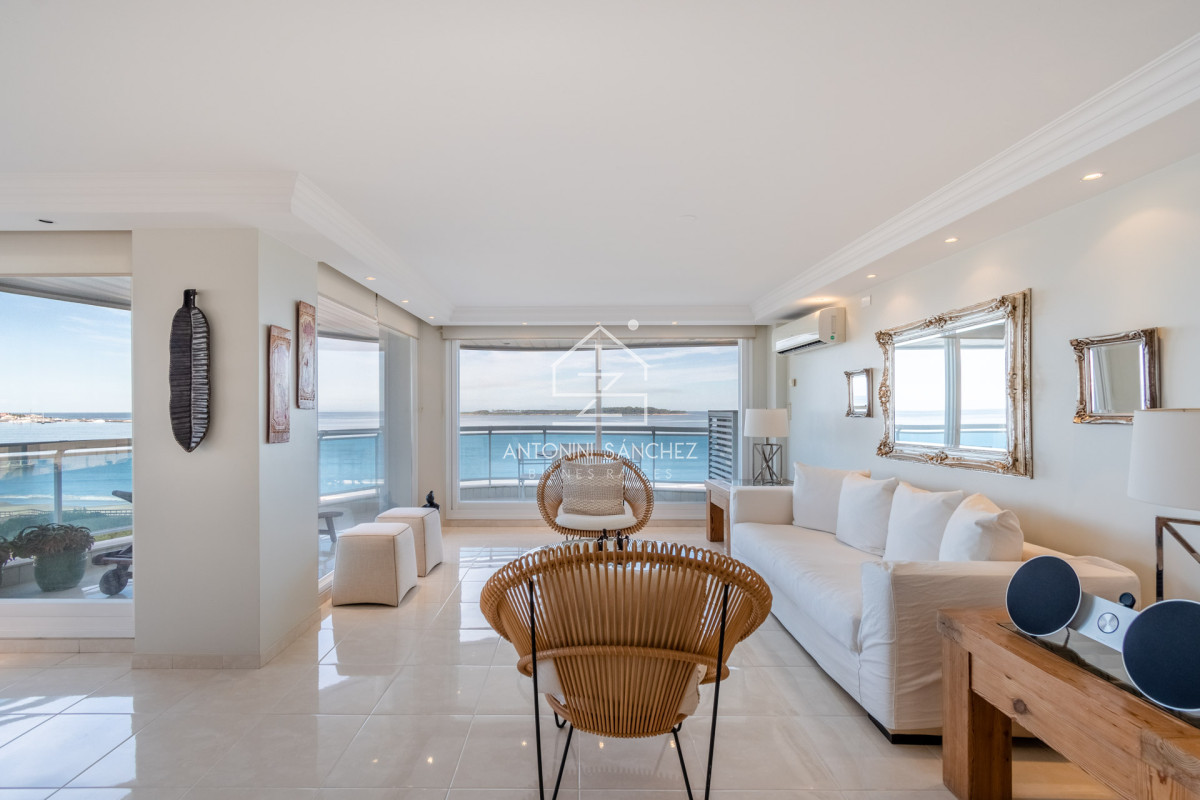 Apartamento ID.1417 - Millenium Tower Apartamento en Venta - Tres Dormitorios en Suite